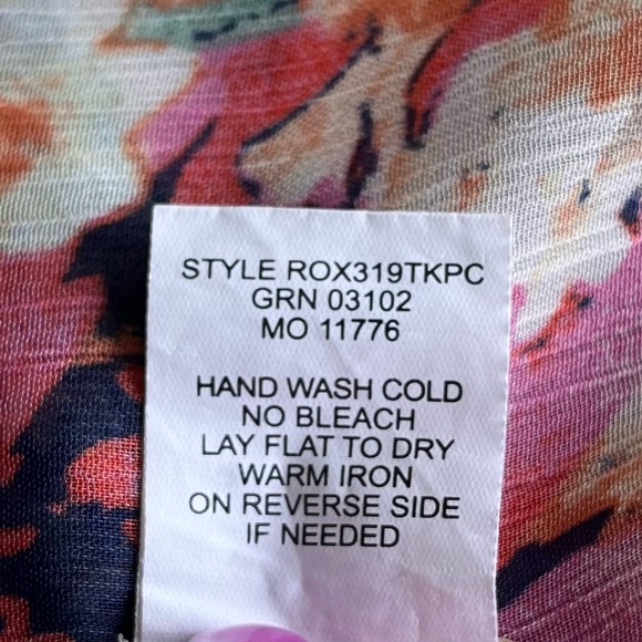 •Fig and Flower• Semi-Sheer Multi-Patterned Button Down Blouse - Size Medium - Picture 7 of 8